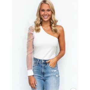 TCEC White Puff Sleeve Body Suit size M